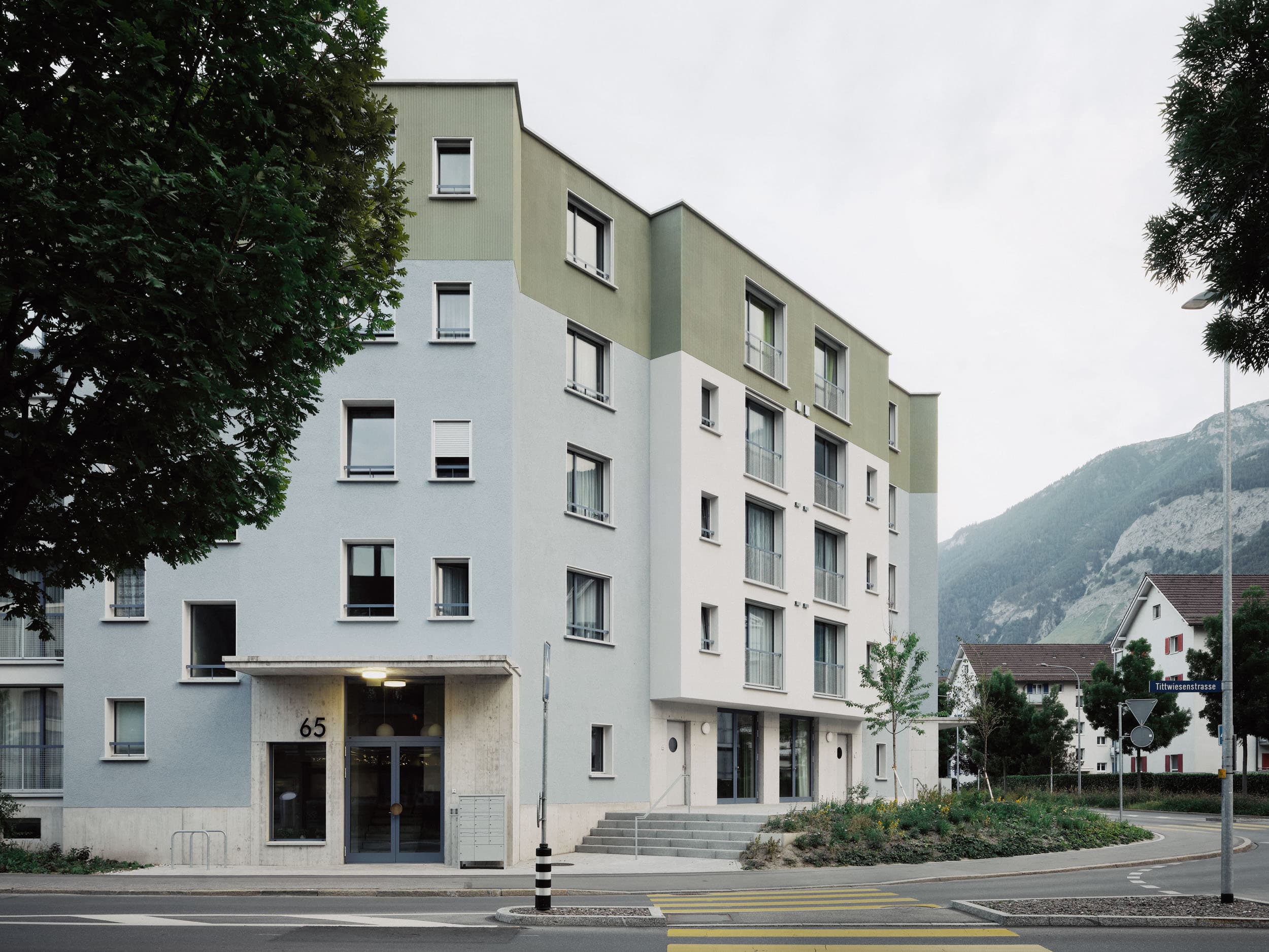 Hauptbild MFH Rheinwiesen